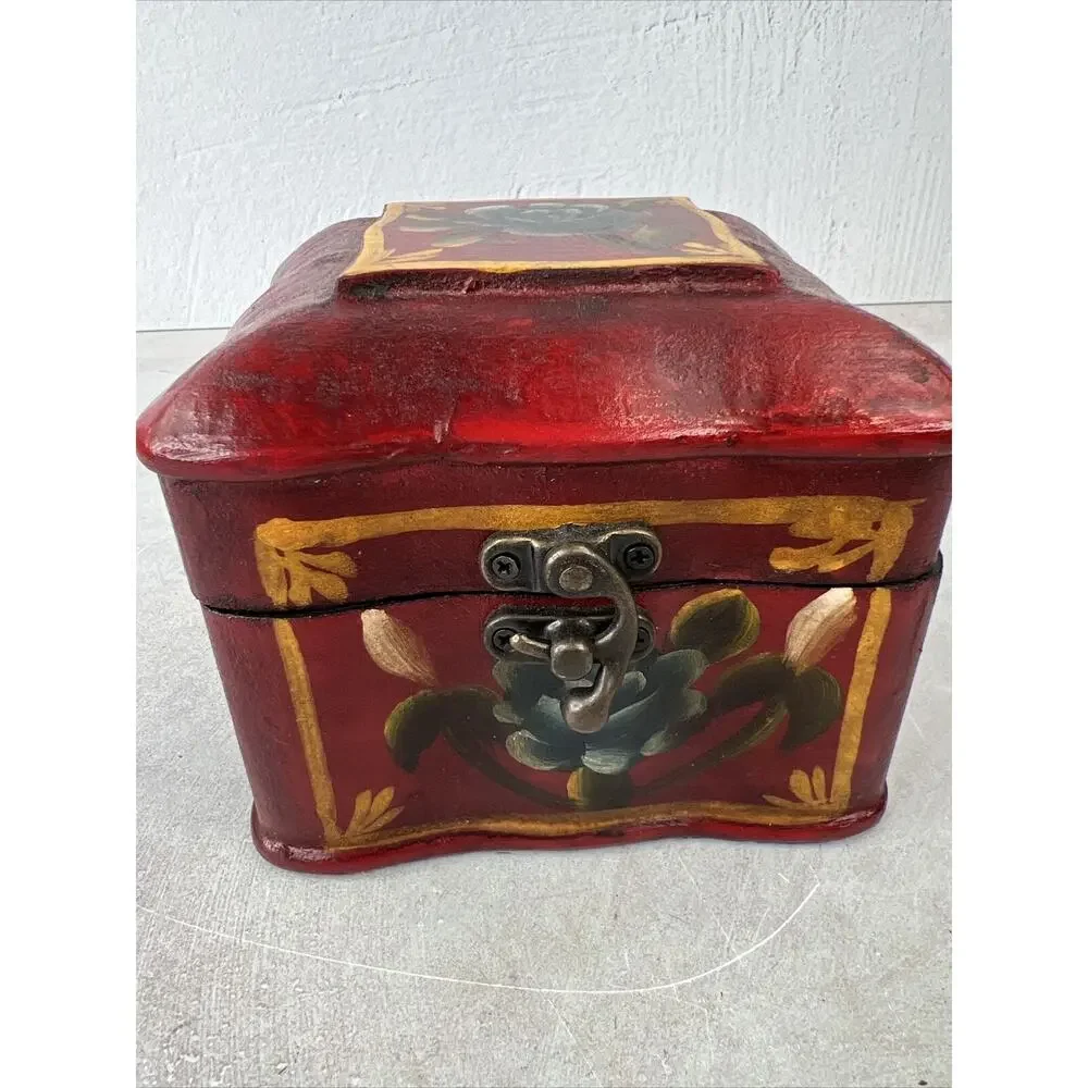 tole painted jewelry Storage box 5”x4” MCM‎